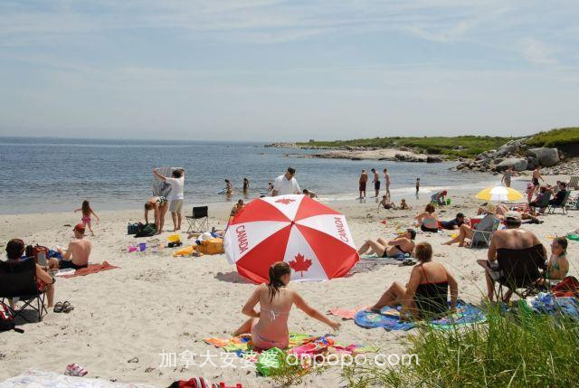 希望每个夏天都在加拿大的海滩度过-3.jpg