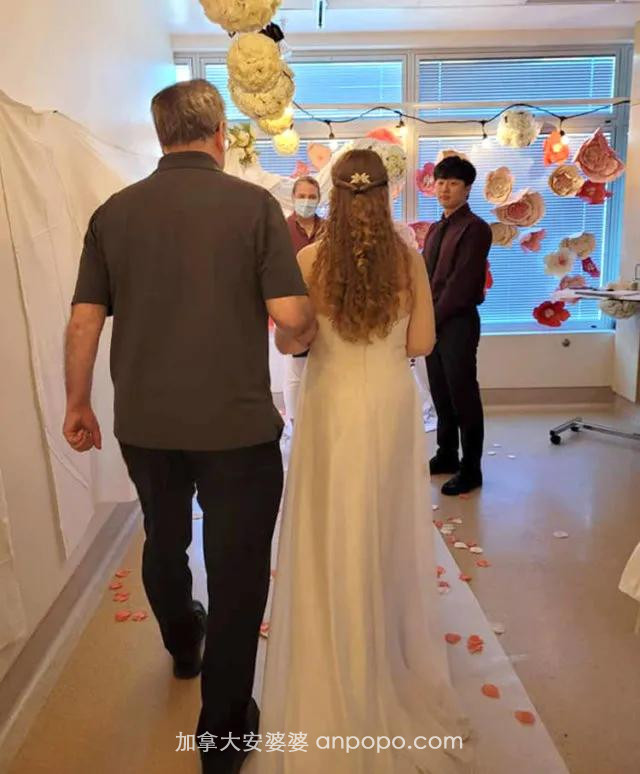女儿在卑诗医院举行感人婚礼 重病母亲见证孩子婚礼后次日去世