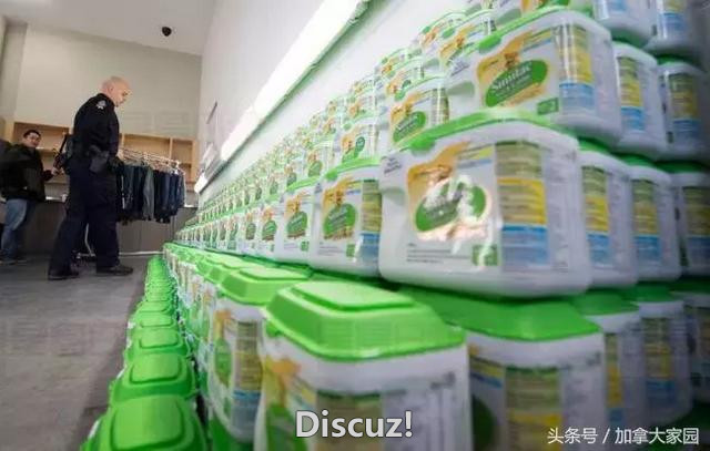 温哥华多家超市歧视华人，竟给奶粉“上锁”写中文提示！我想骂人